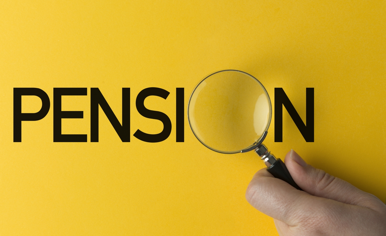 Mot pension avec une loupe